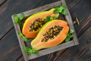 Is papaya gezond? En hoe gezond zijn papaya's dan precies? Dat lees je in dit artikel.